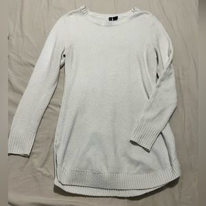 Women’s long sleeve tunic sweater